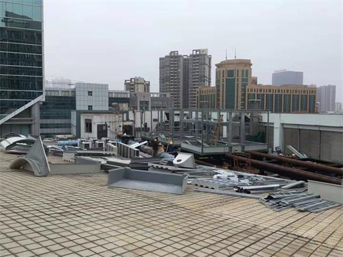 怎么选择横流式冷却塔的安装位置(中温逆流式方形冷却塔规格)